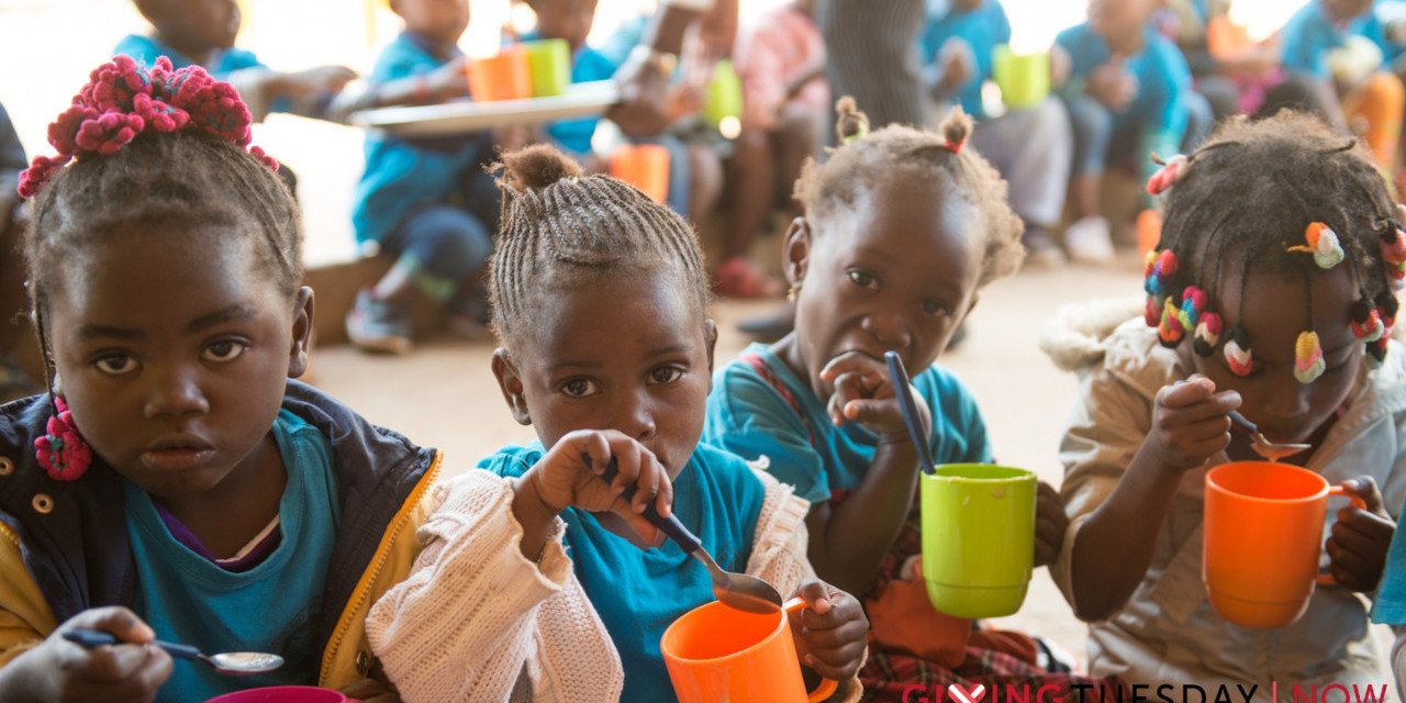 Image: Image for the entry: #GivingTuesdayNow: Warm meal for children in Angola