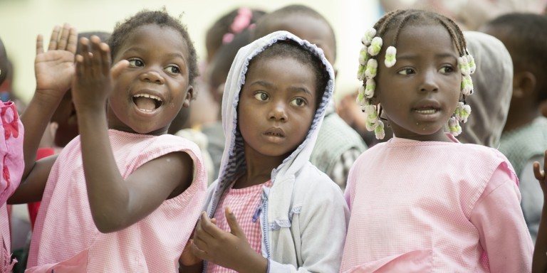 Image for the entry: Kindergarten in Benguela