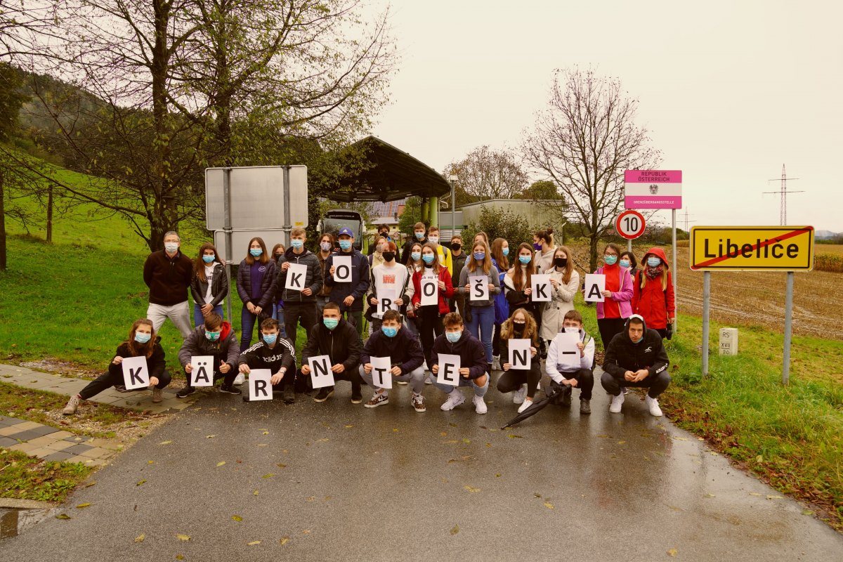 Image: Image for the entry: Kärnten|Koroška 1920-2020: GrenzErfahrungen.NaMeji (Youth exchange)