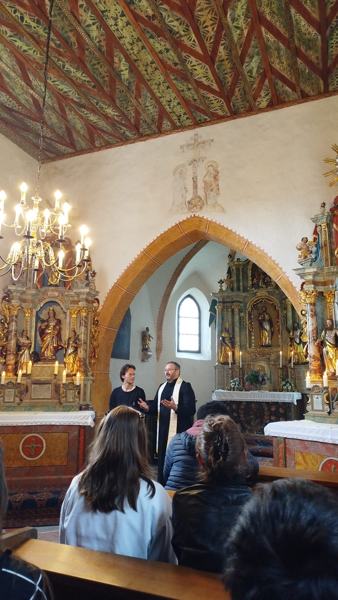 Image: Bild zum Eintrag: Jugendaustausch “The Head, Heart and Hands for Religion”