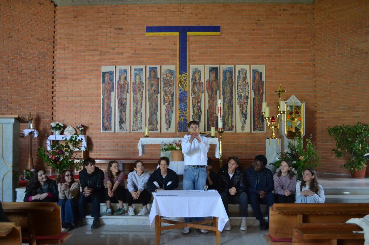 Image: Bild zum Eintrag: Jugendaustausch “The Head, Heart and Hands for Religion”